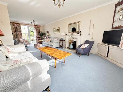 sitting room 1.jpg